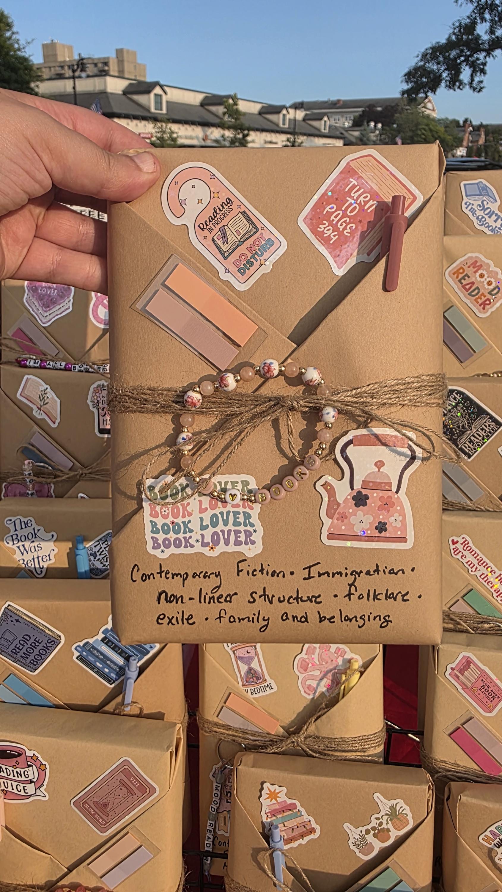 Made to Order Blind Date With a Book